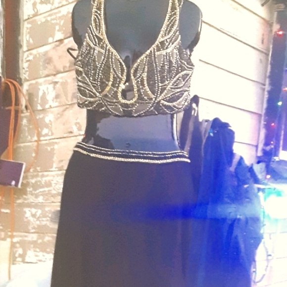 Alyce paris homecoming dress - Picture 3 of 16